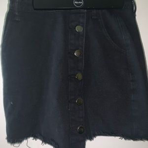 Forever 21 - Black mini skirt